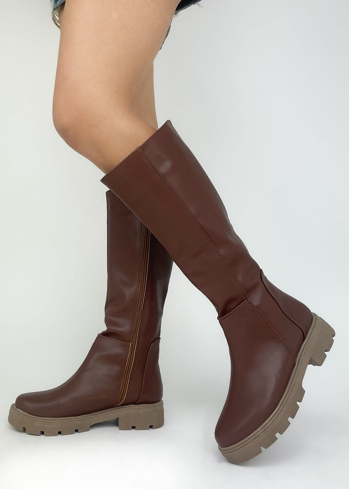 
                  
                    Cargar imagen en el visor de la galería, Cody Mod. 3884
                  
                